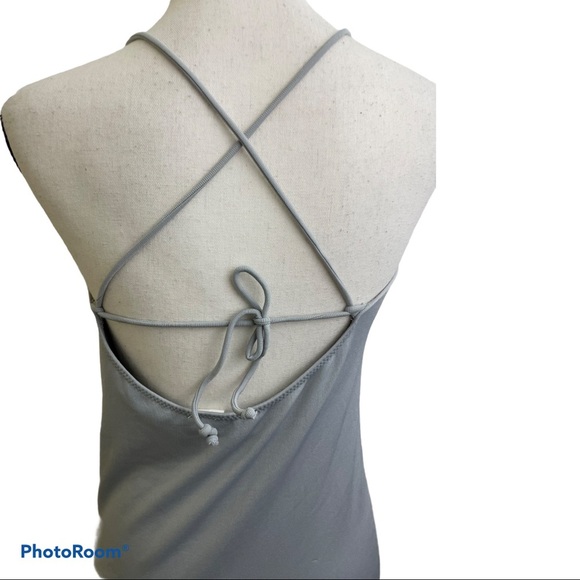 Fabletics tank top cross back straps size medium - Picture 5 of 8